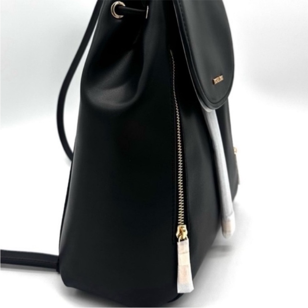 Michael Kors Black Leather
Backpack with Gold Hardware - Picture 12 of 14
